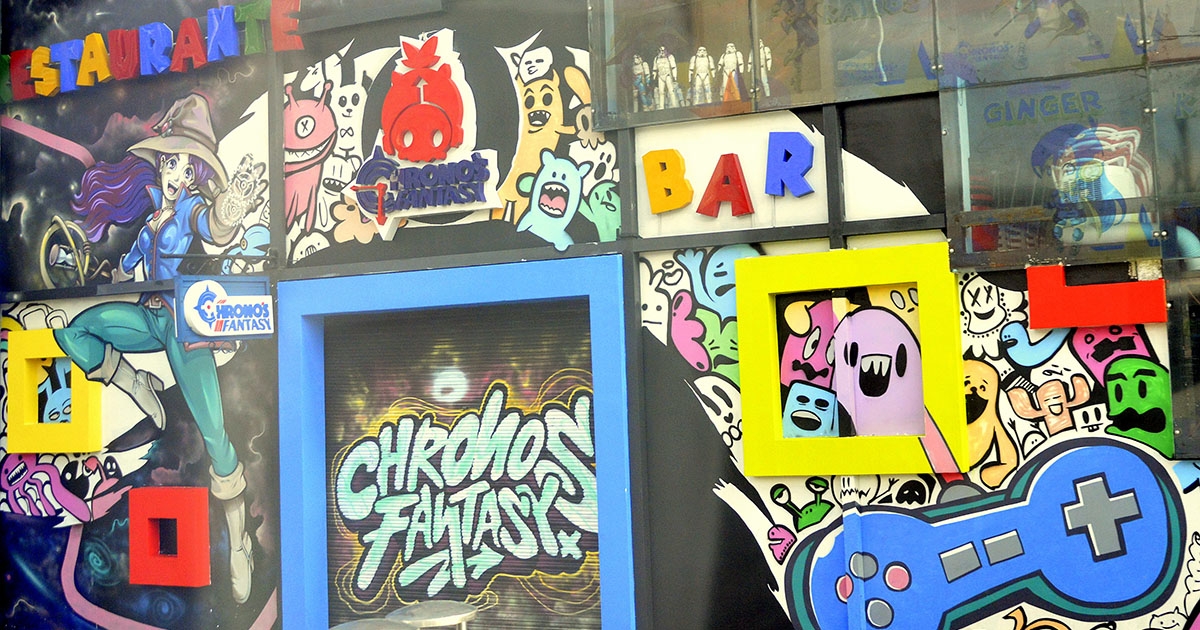 Fekete sztori és színes falak